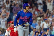 New York Mets' Juan Soto in action during a baseball game against the Philadelphia Phillies, Saturday, June 21, 2025, in Philadelphia. (AP Photo/Laurence Kesterson)