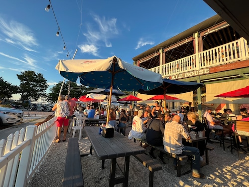 Back Bay Ale House in Atlantic City
