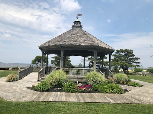 The single greatest thing about every Jersey Shore town